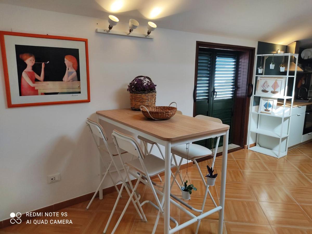 Rita'S Apt&Rooms Noto Buitenkant foto